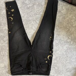 Driftwood charcoal gray  Jeans with Gold Star and Moon Embroidery size 32.